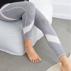 NWOT Aerie Grey & White Mesh Leggings